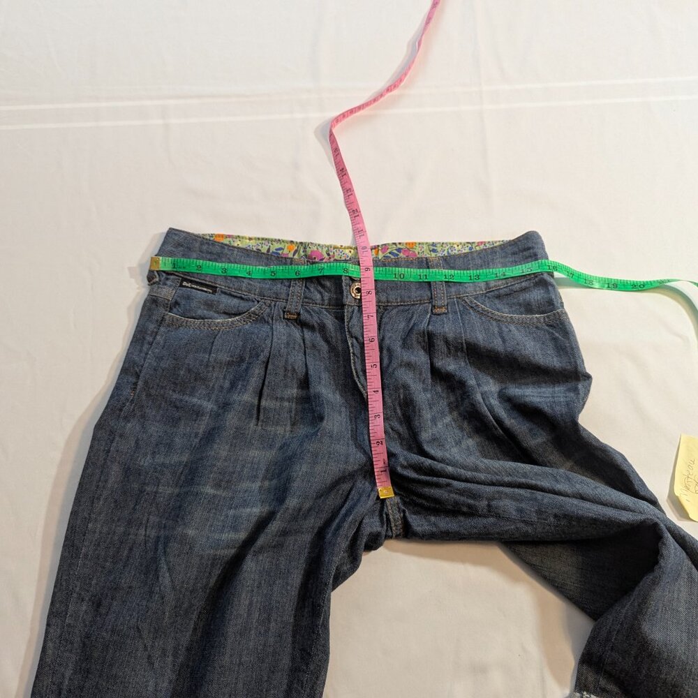 Dolce & Gabbana Denim Capris Size *26 (Size 2-4 according to AI) - Picture 13 of 16